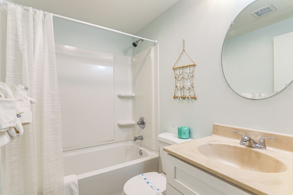 Steps to Shore: Resort Getaway in Myrtle Beach!