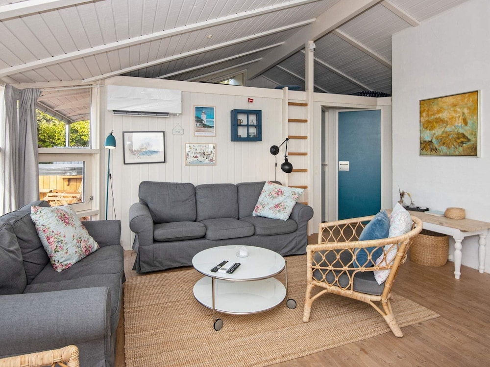 Cozy Holiday Home in Ebeltoft near Sea view 5