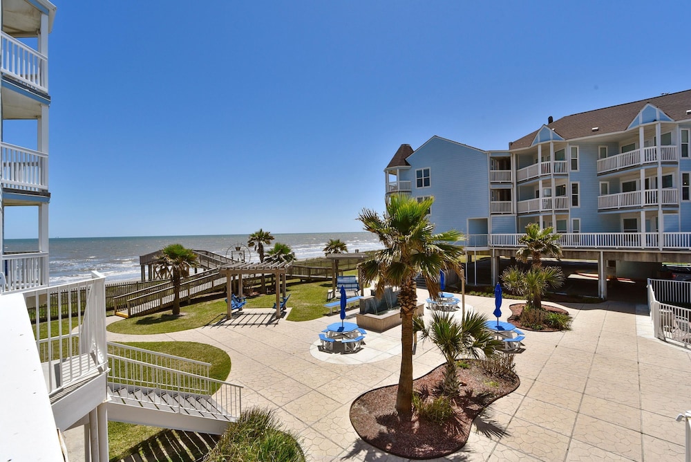 Seascape 2110 in Galveston view 2
