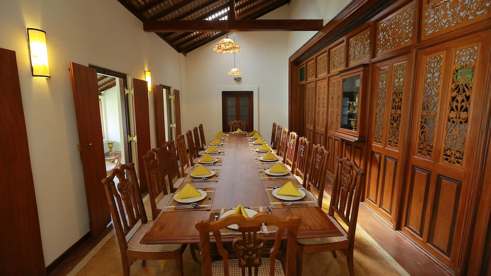 Yoho Monsoon Villa