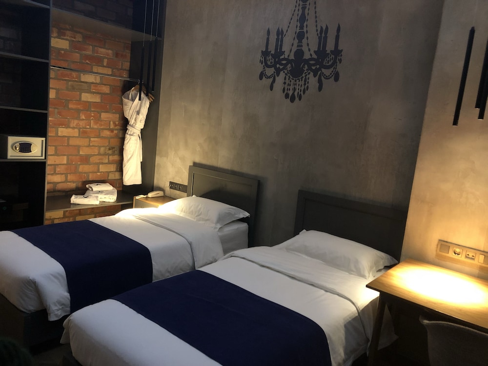 Bugu Hotel Bishkek 49