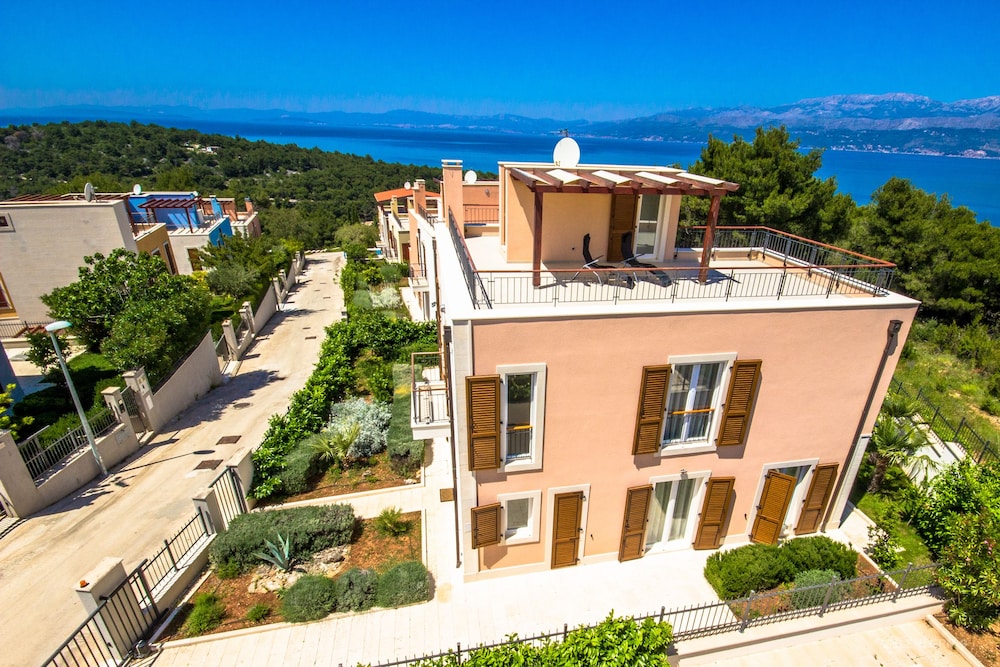 Villas Brac Hills