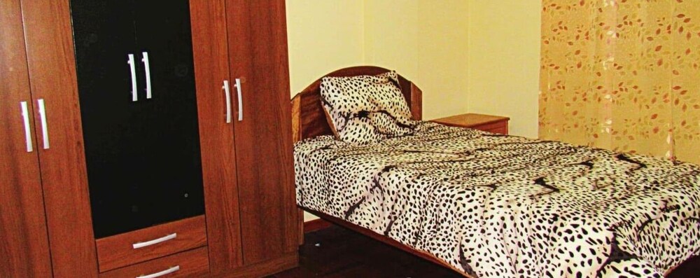 Amigos Del Mundo Guesthouse