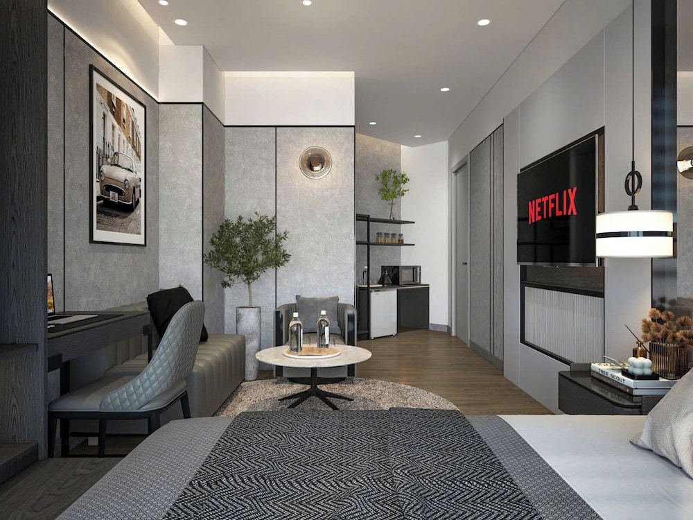 Unite StayCation Nhieu Tu