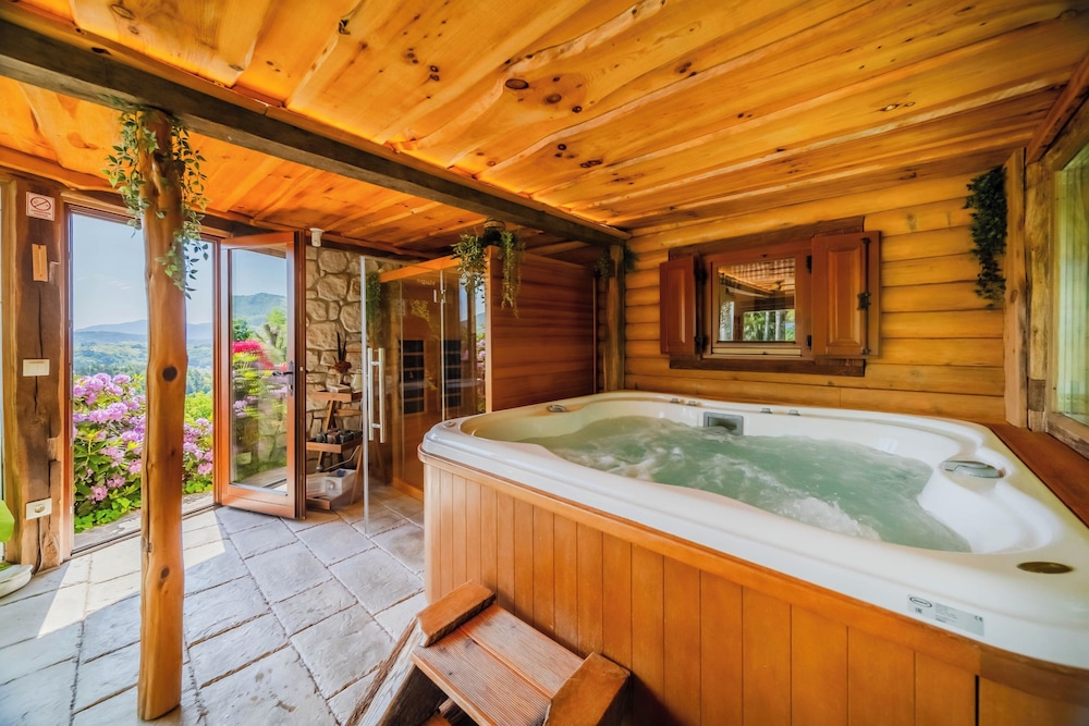 Castle View Haven With Wellness And Pool