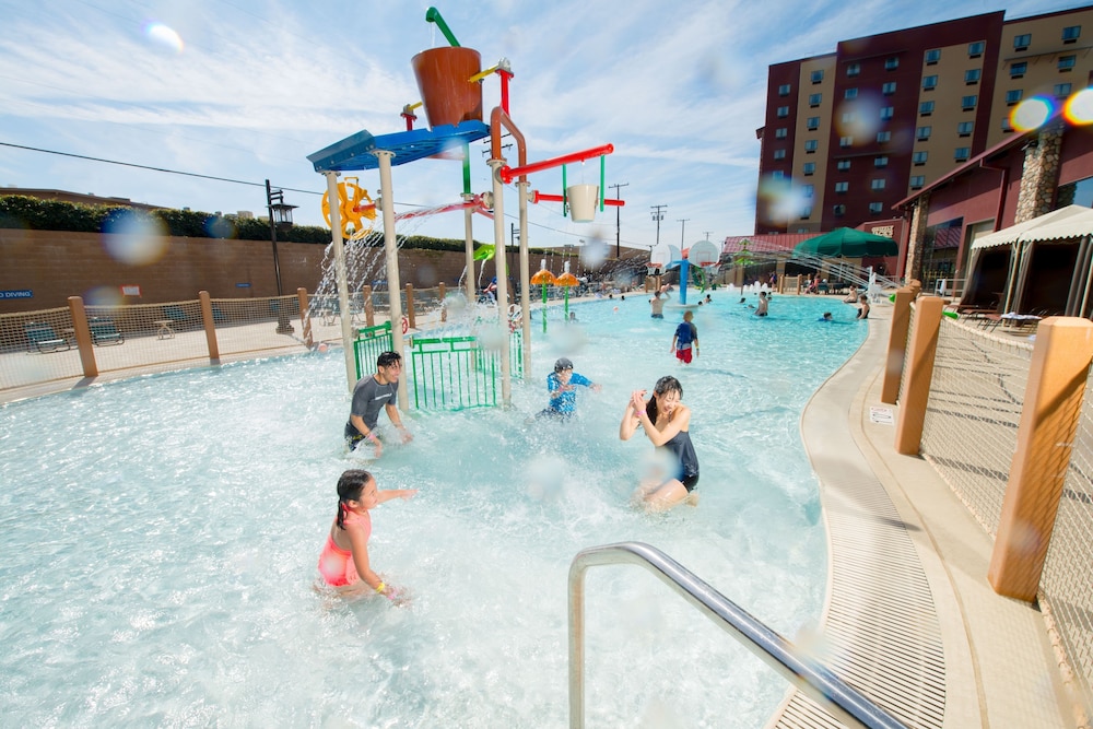 Great Wolf Lodge Anaheim, CA