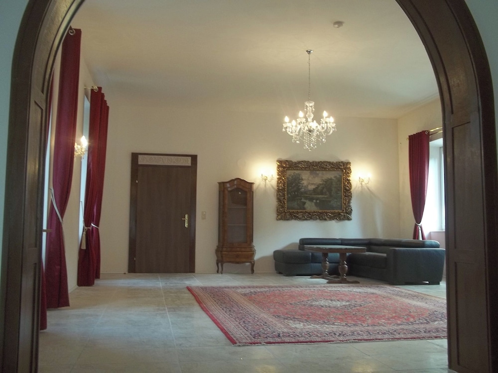 Villa Wellspacher - Renovated 19th Century Villa