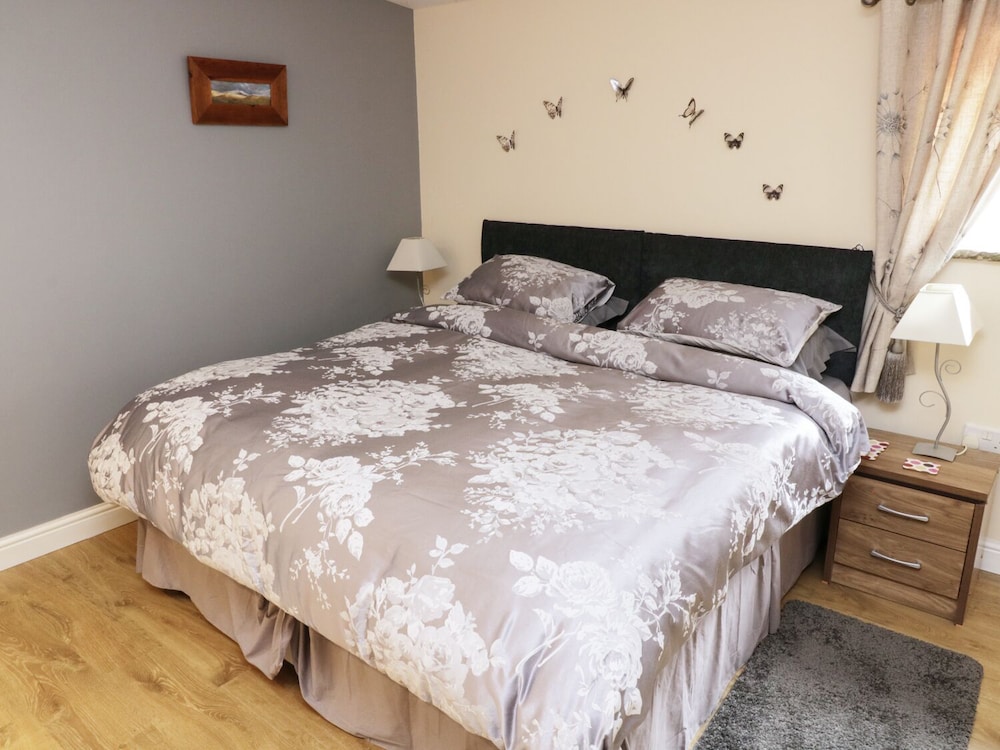 Knott Lodge