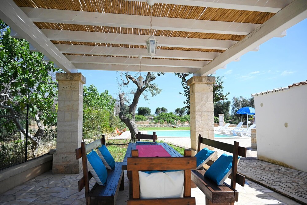 Villa Lino with Pool by Wonderful Italy