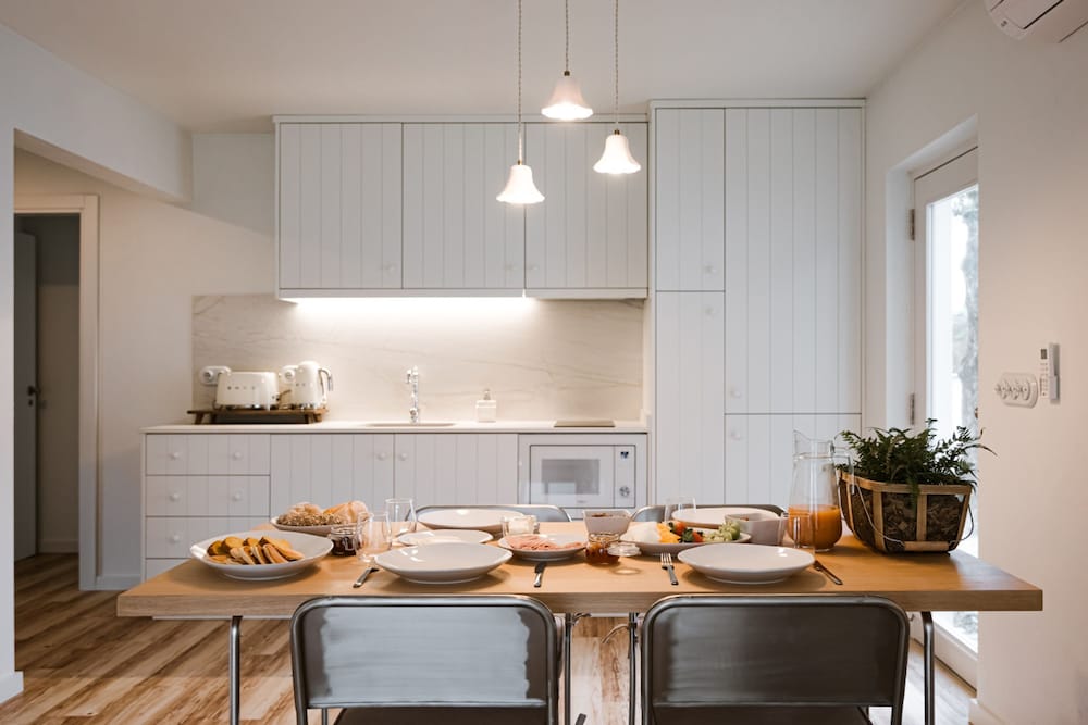Imago Houses 1 - by MET