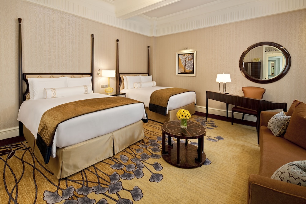 Fairmont Peace Hotel on the Bund 11