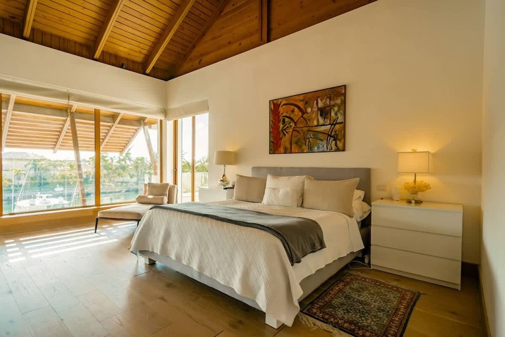 Dreamy 4BR Villa in Cap Cana s Marina