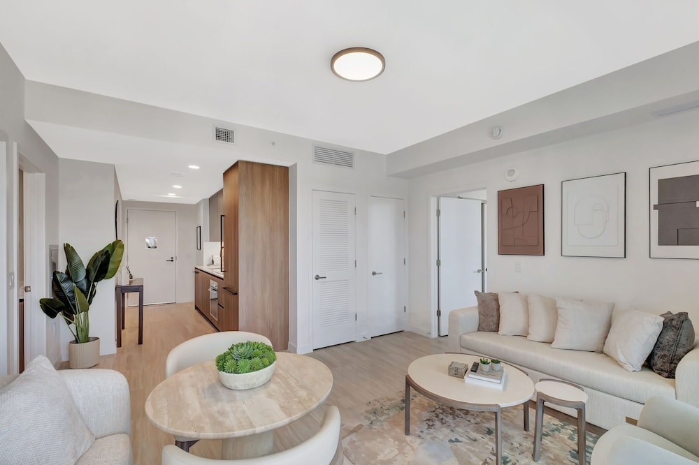 Luxury Condos Near Miami Beach