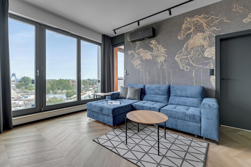 Brabank Riverside & Parking by Downtown Apartments
