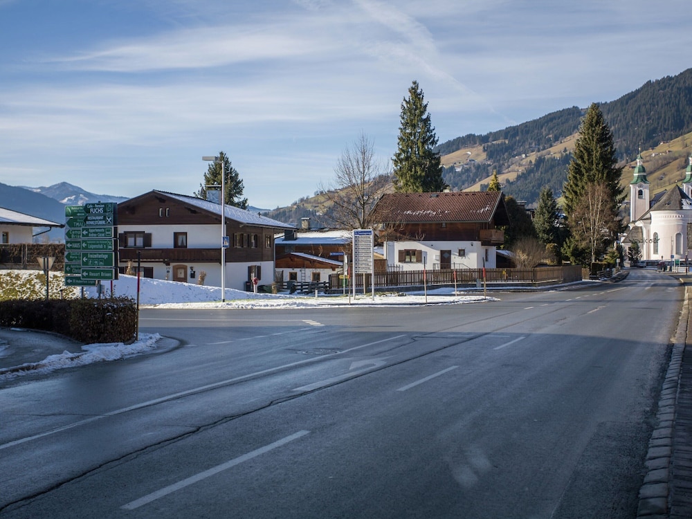 Modern Apartment Near Ski Area in Brixen im Thale