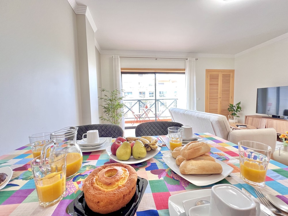 Albufeira Modern 7 by Homing