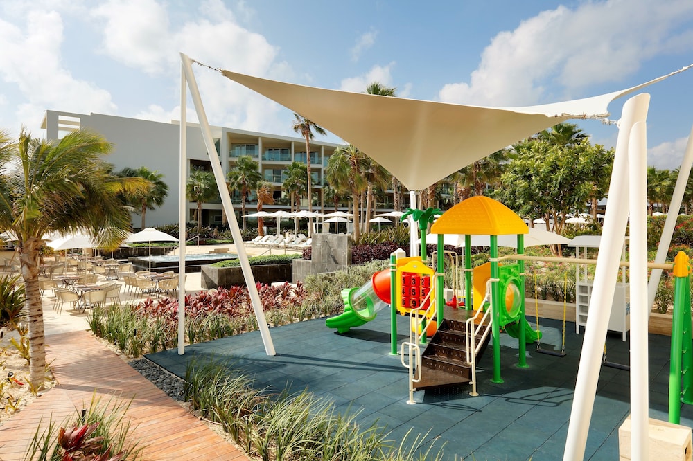 Family Selection at Grand Palladium Select Costa Mujeres - All Inclusive