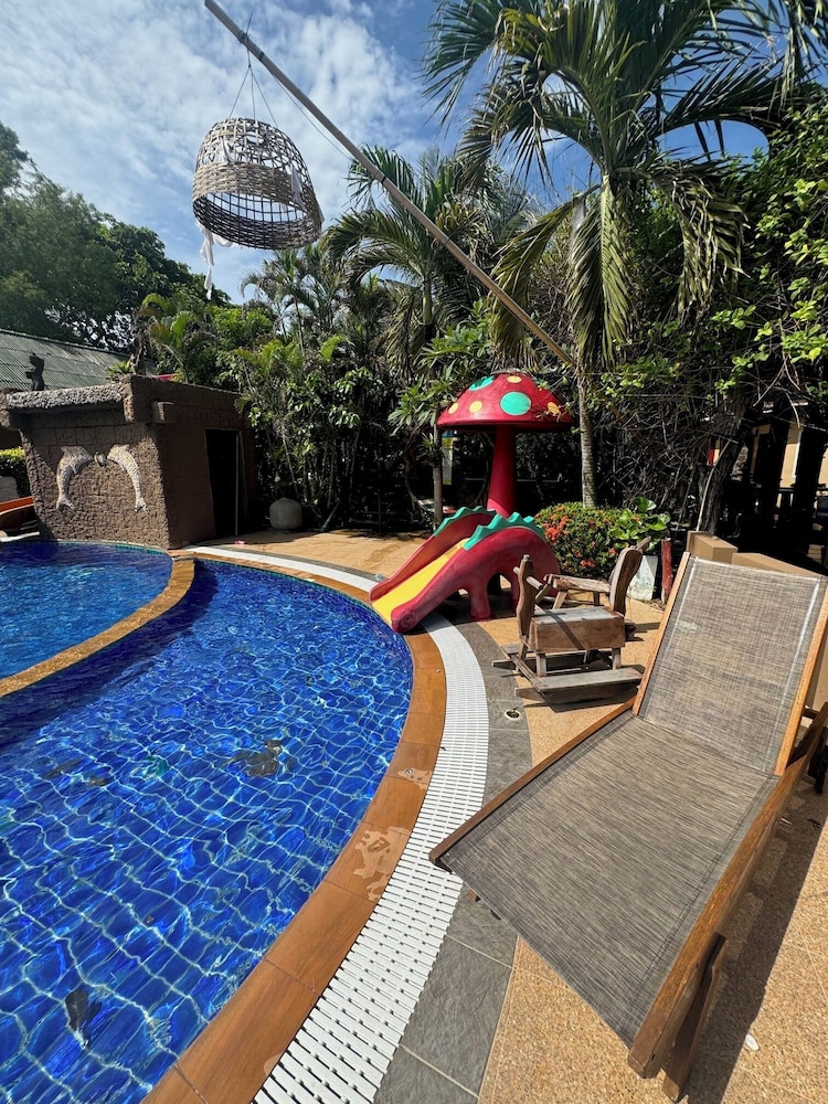 Lanta Riviera Beach Resort view 4