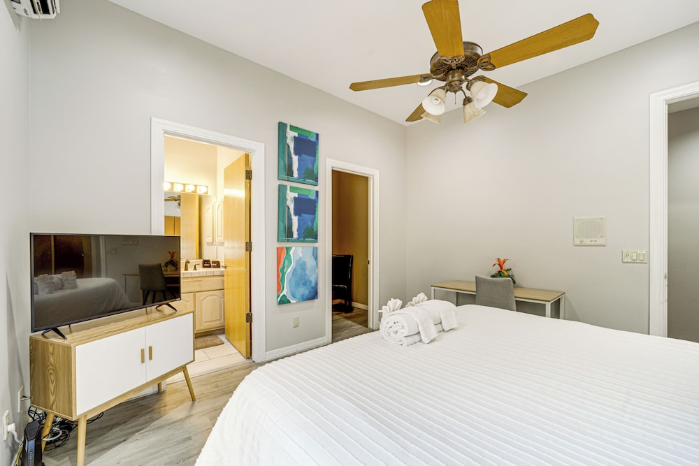 Group Getaway w/ Outdoor Oasis in Sedona!