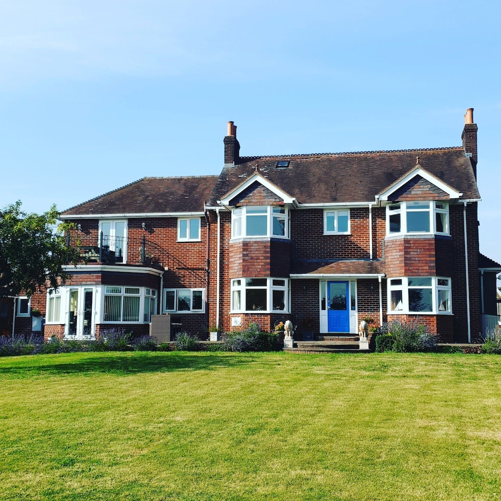 The Moorhead Bed & Breakfast