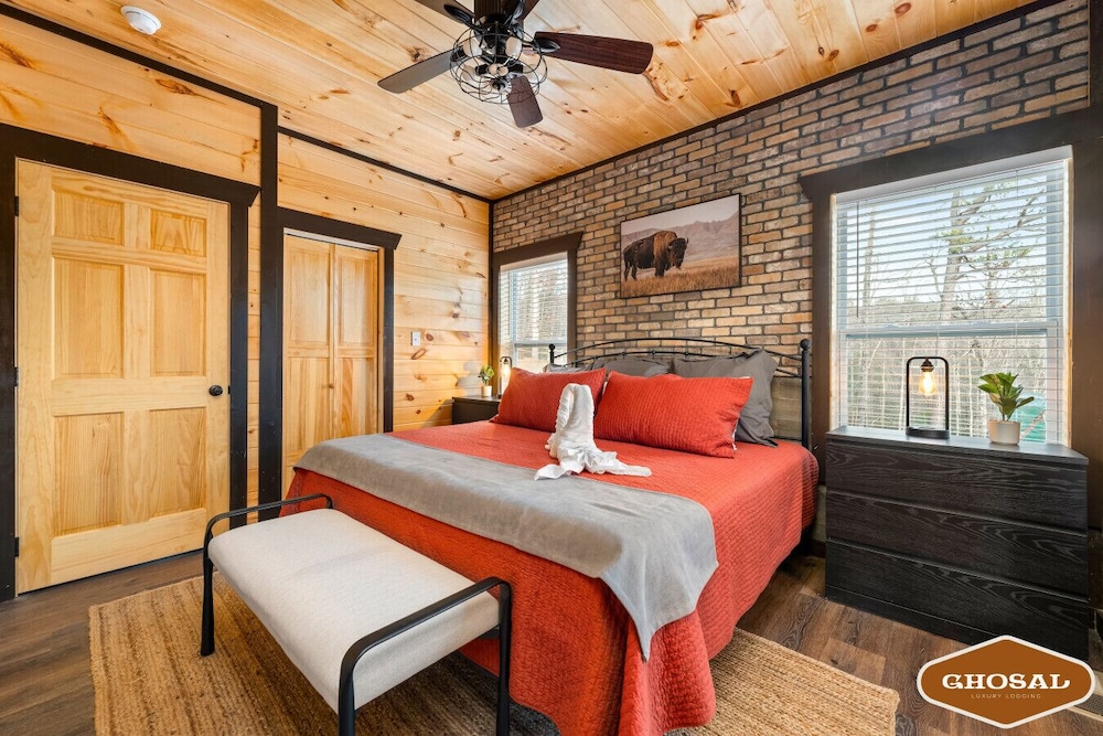 Summit Luxe Resort