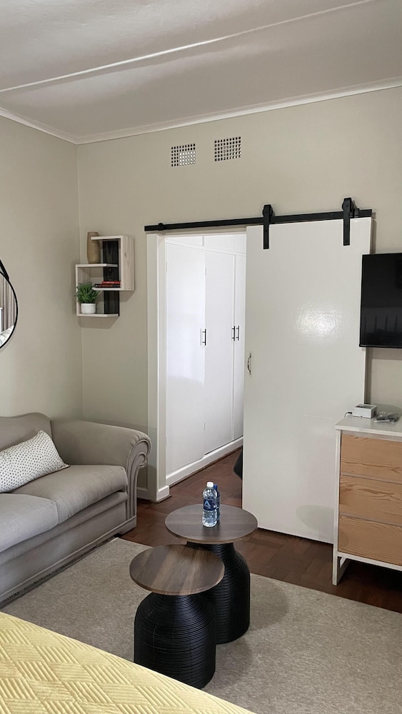 The Comfy Private Place - 2296