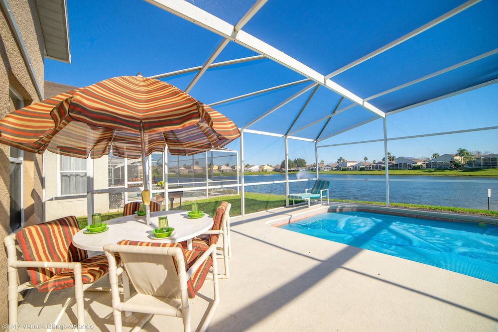 Lovely Lake Front Pool Home With CDC Cleaning Standards, Game Room #5hl252 - Image 3