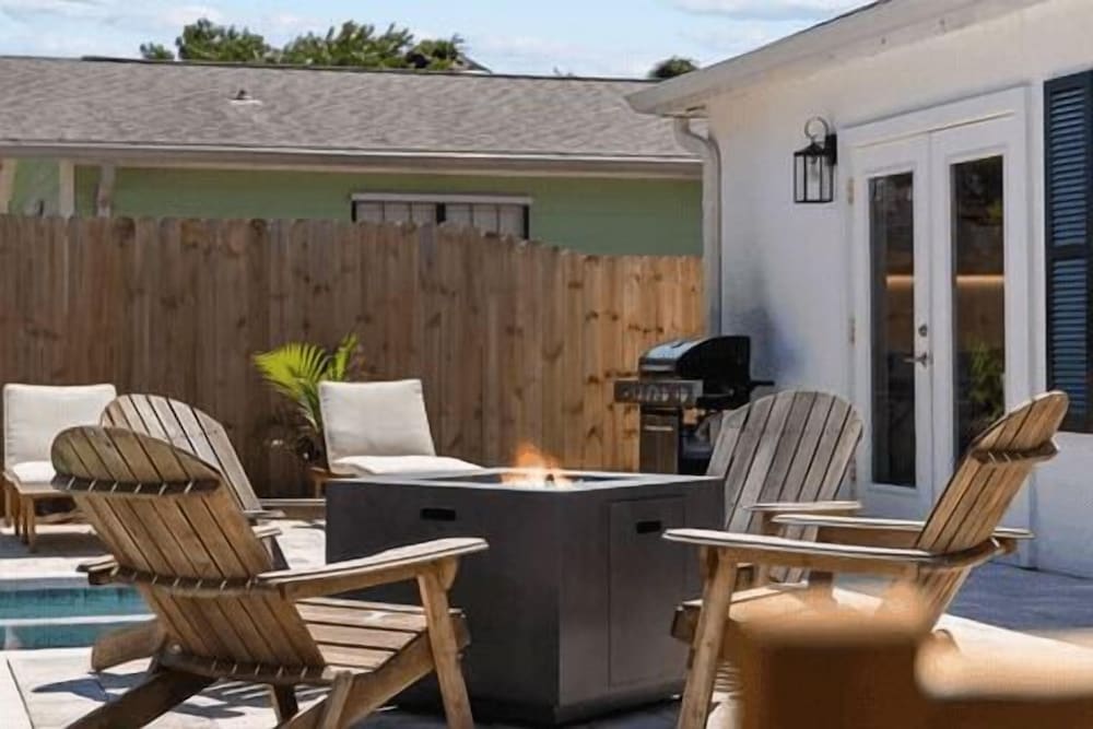 Walk to Beach, Private Pool + Fire Pit, Bonfires! G By The Sea by Avantstay