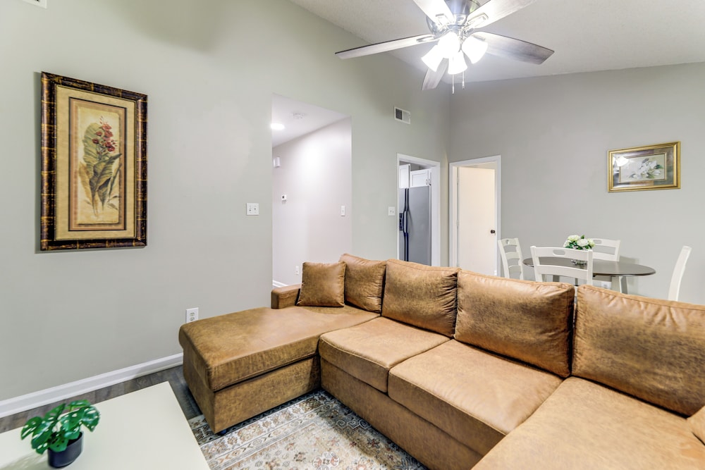 Jacksonville Home By Camp Lejeune, Beaches & More!