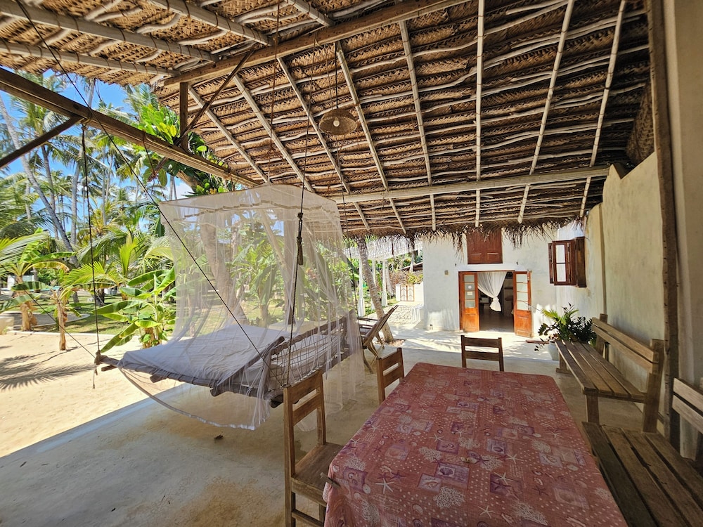 Deep Blue Sea Rental Villa