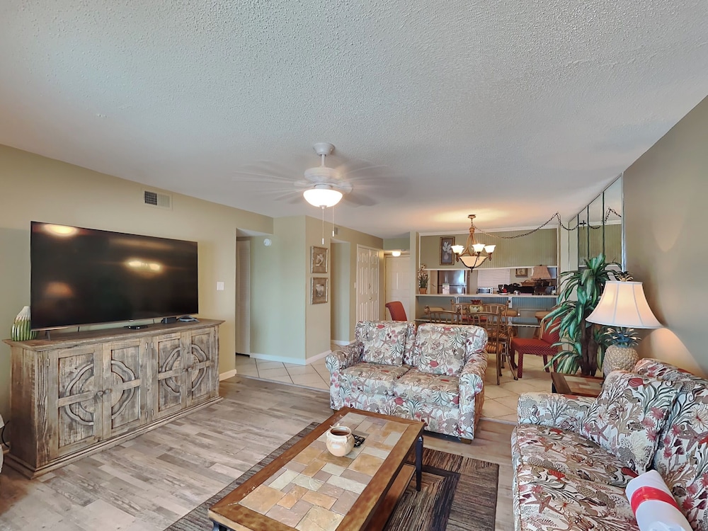 Emerald Isle #400 by Southern Vacation Rentals
