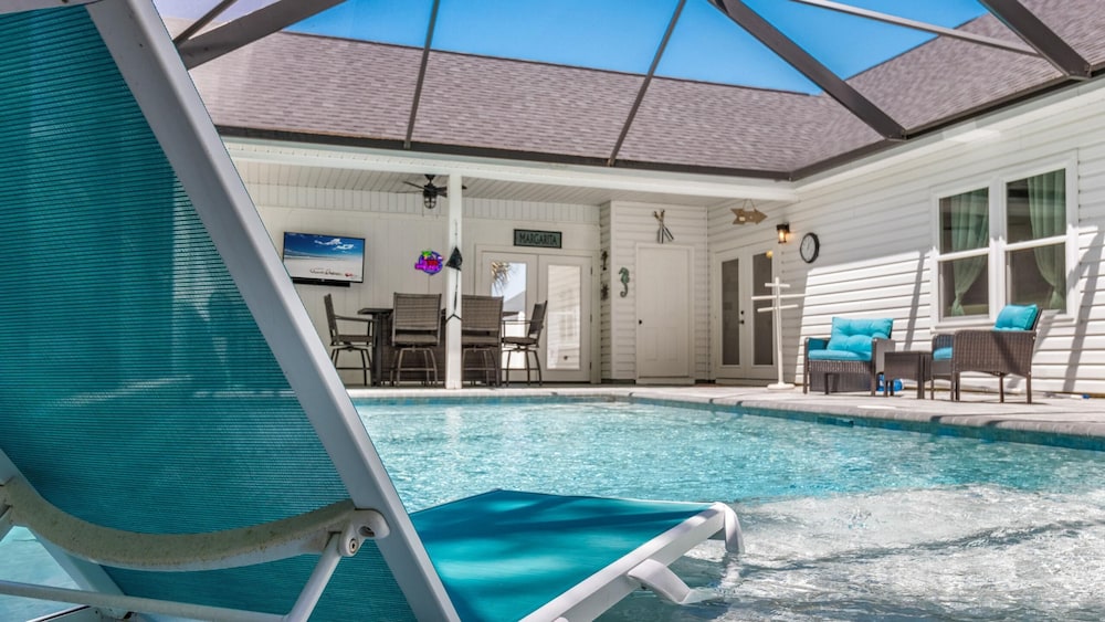 Southern Charm by Southern Vacation Rentals