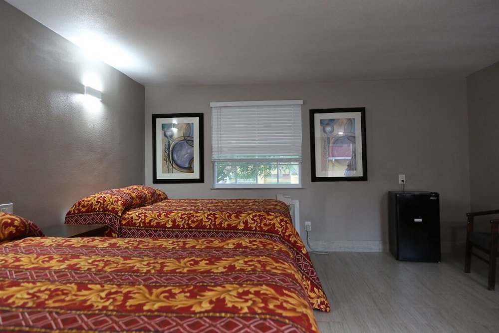 Heritage Inn