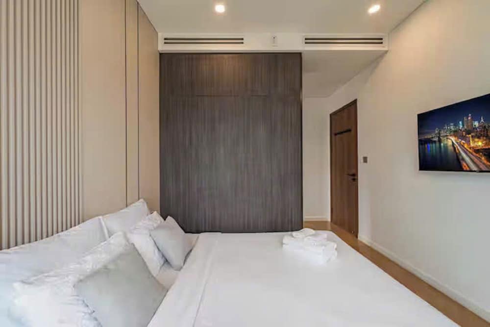 Kluxstay Lumiere Riverside Residence