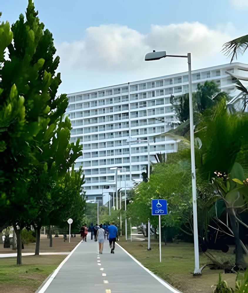 1410 CARTAGENA BEACH