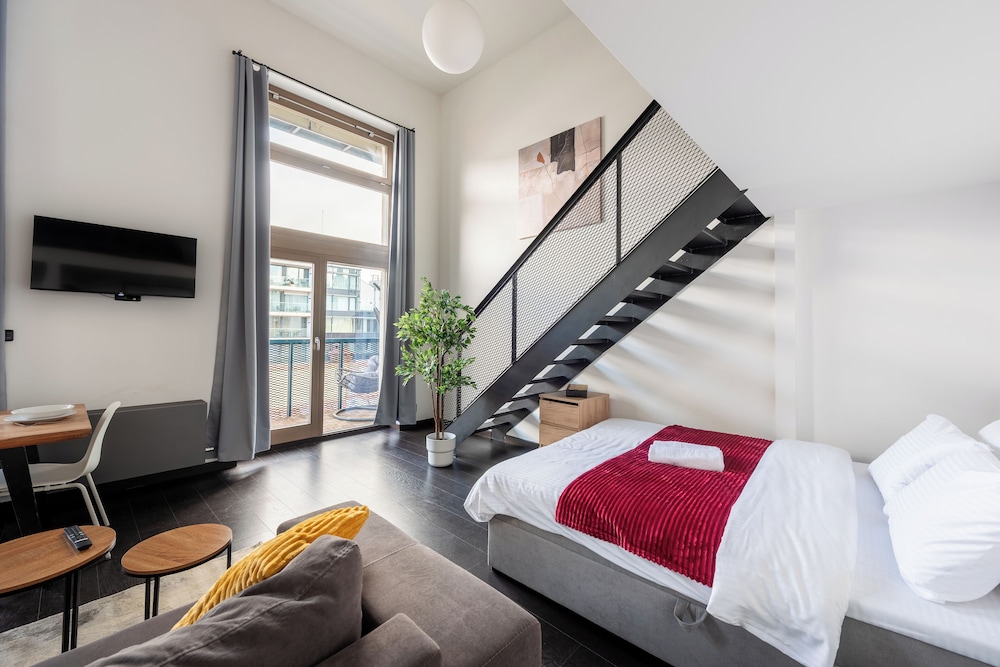 Apart loft hotel in Karlin