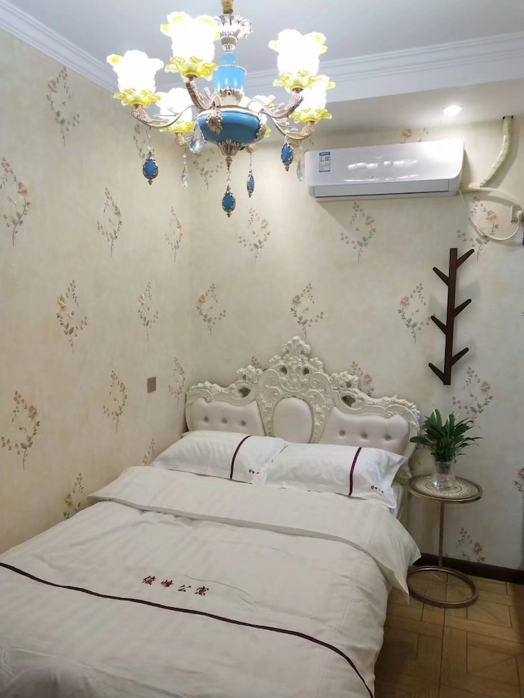 Yuanhang Apartment Jiangbei Airport