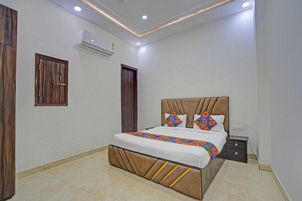 Fabhotel Stars