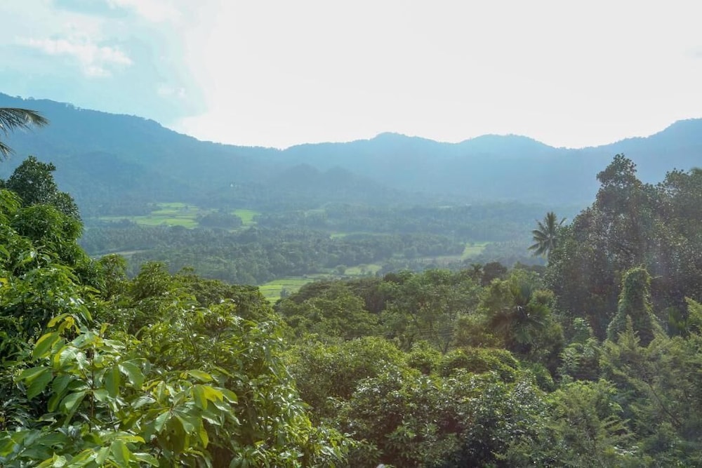 Hilltop Retreat Matale