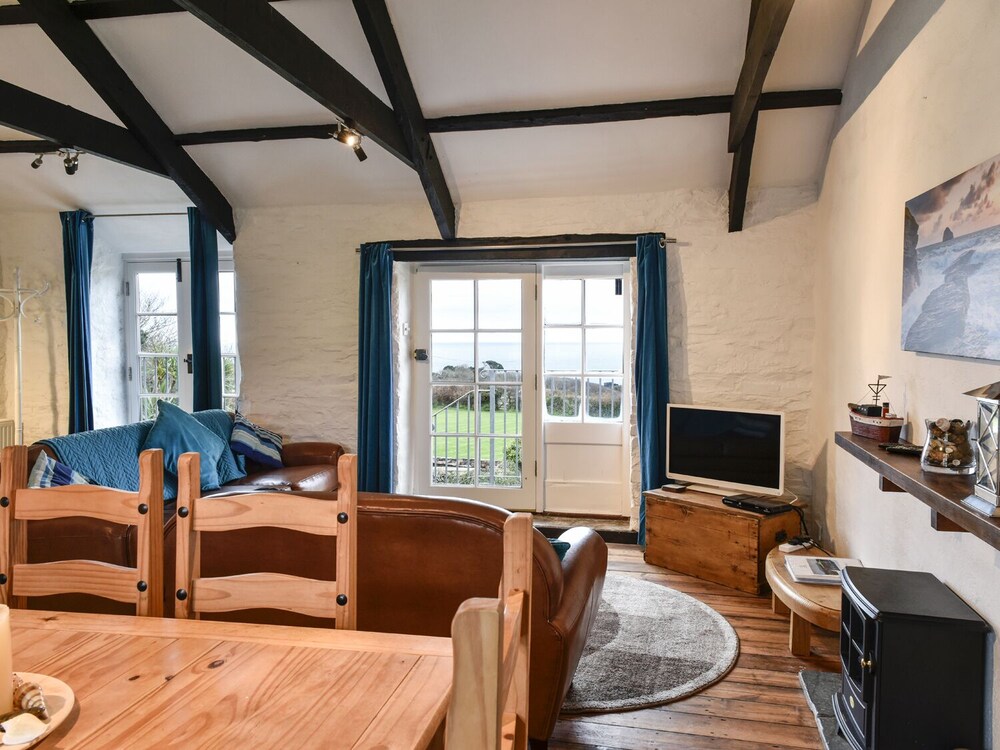 Threshings Cottage view 5