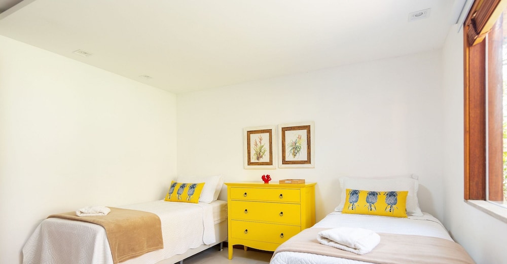 Bz15 Casa 200 metros da praia 4 suítes