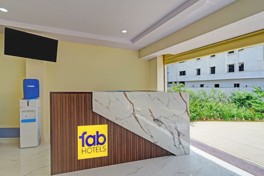 Fabhotel Srikara Grand Luxury Rooms