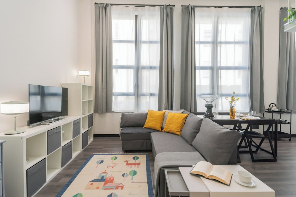Architect's Loft by Rent all Como