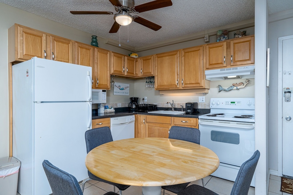 ~ Estero Beach And Tennis 208a ~ Gulf Front Condo In Paradise! 1 Bedroom Condo by RedAwning