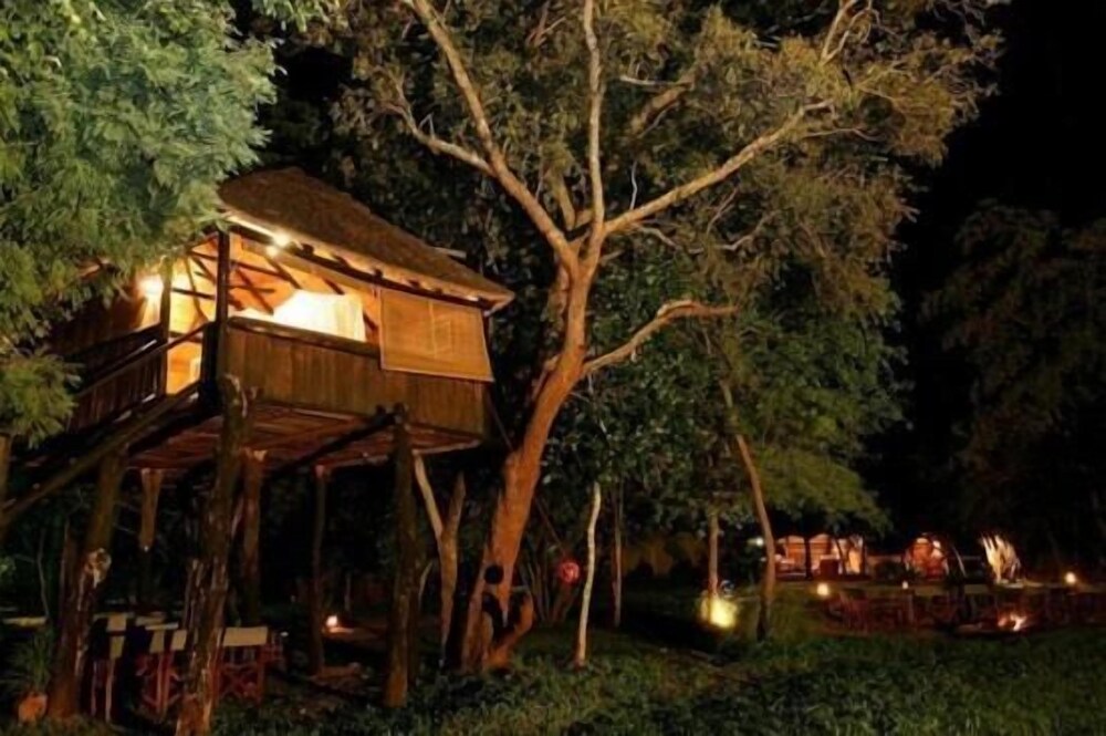 Ivory Lodge
