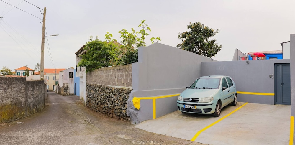 Cozy Vacation Rental in Ponta Delgada - Ideal for Relaxing Getaways