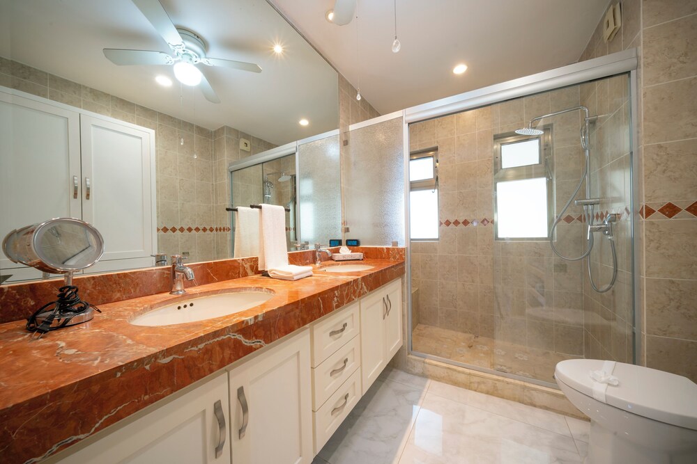 Luxury 2BR Condo with Pool - Paseo del Sol Playacar