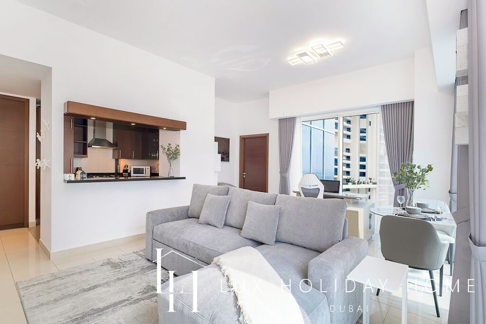 LUX The West Wharf Canal View Suite