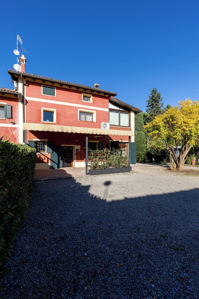 BolognaRooms com- La Cascina