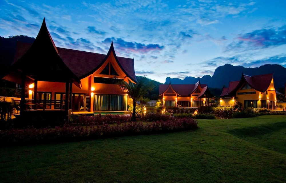 Tha Lane Bay Villa